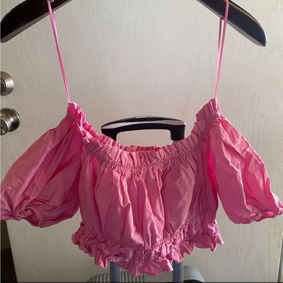 Zara pink off the shoulder crop top - Picture 1 of 1